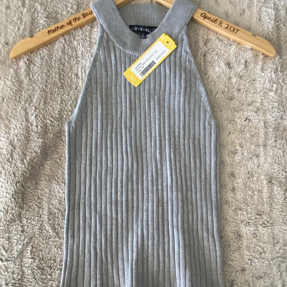 Girls brand new sleeveless grey knit size 10